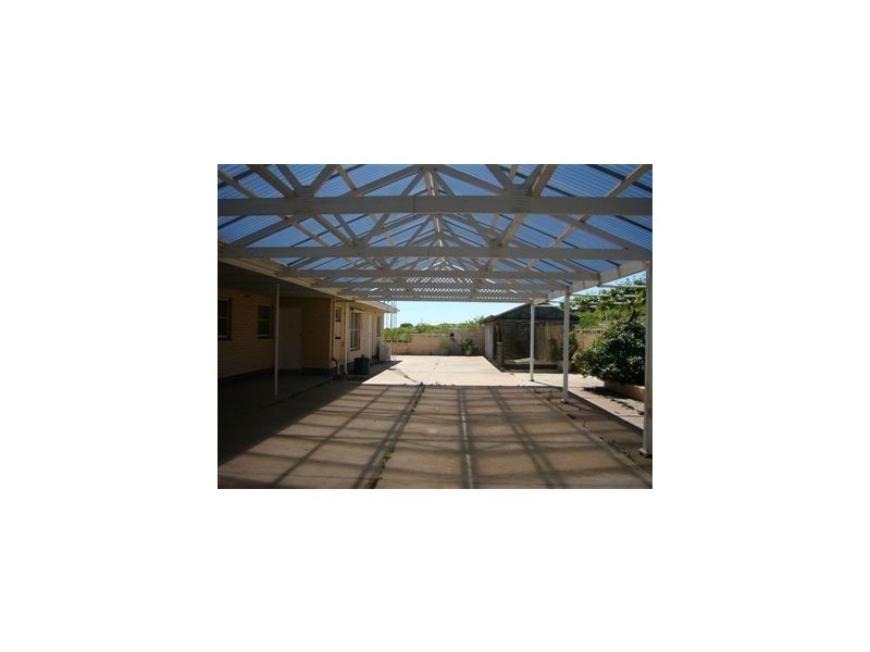 x Roach Rd, Clare SA 5453