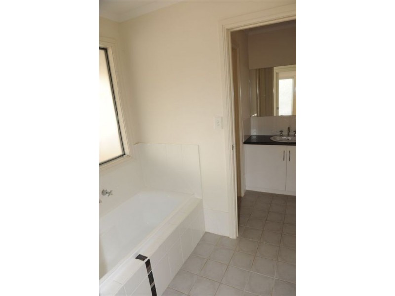 26 houghton, Jamestown SA 5491