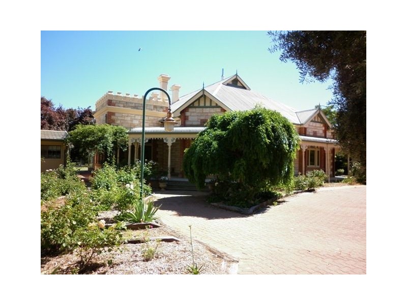 35 Cockburn Rd, Jamestown SA 5491