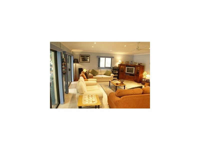 131 Coolangatta Rd, Coolangatta NSW 2535