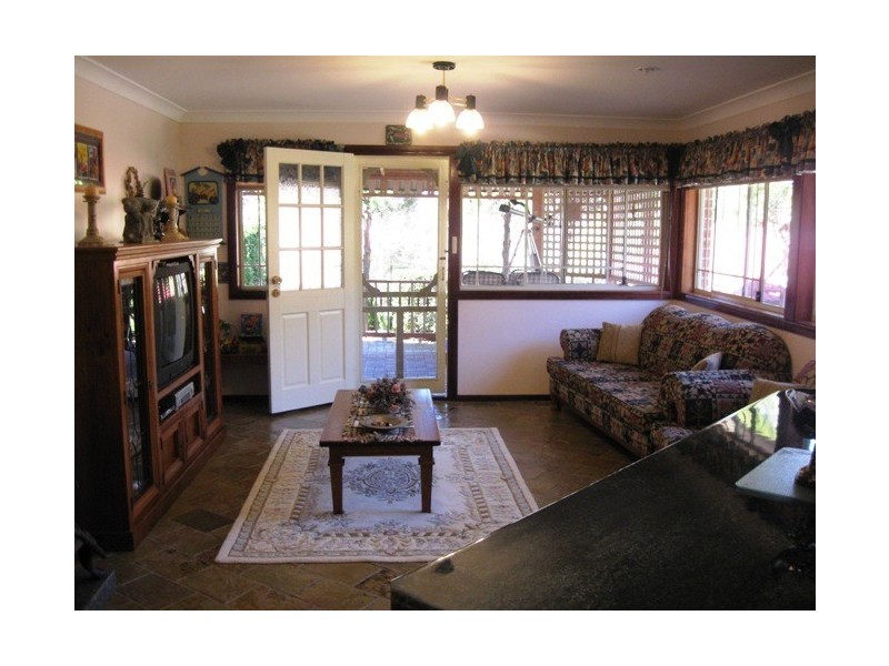 18 Kentia Cres, Berry NSW 2535