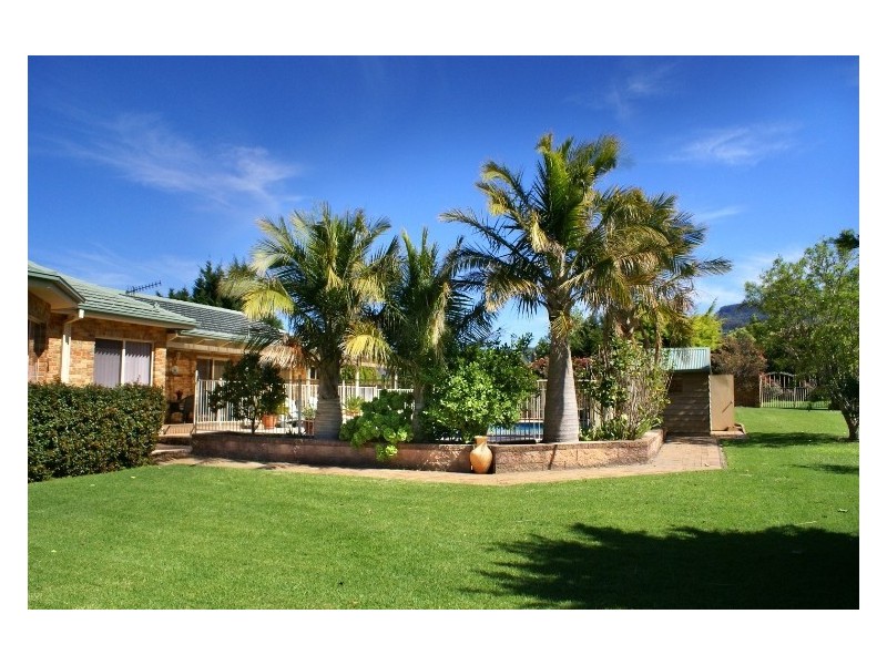 10 Rouse Ave, Cambewarra NSW 2540