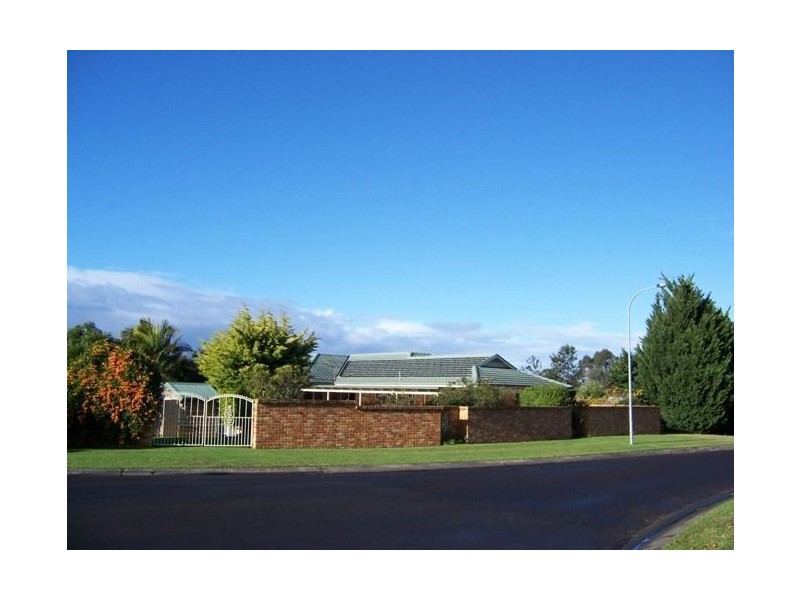 10 Rouse Ave, Cambewarra NSW 2540