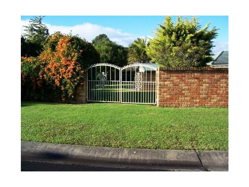 10 Rouse Ave, Cambewarra NSW 2540
