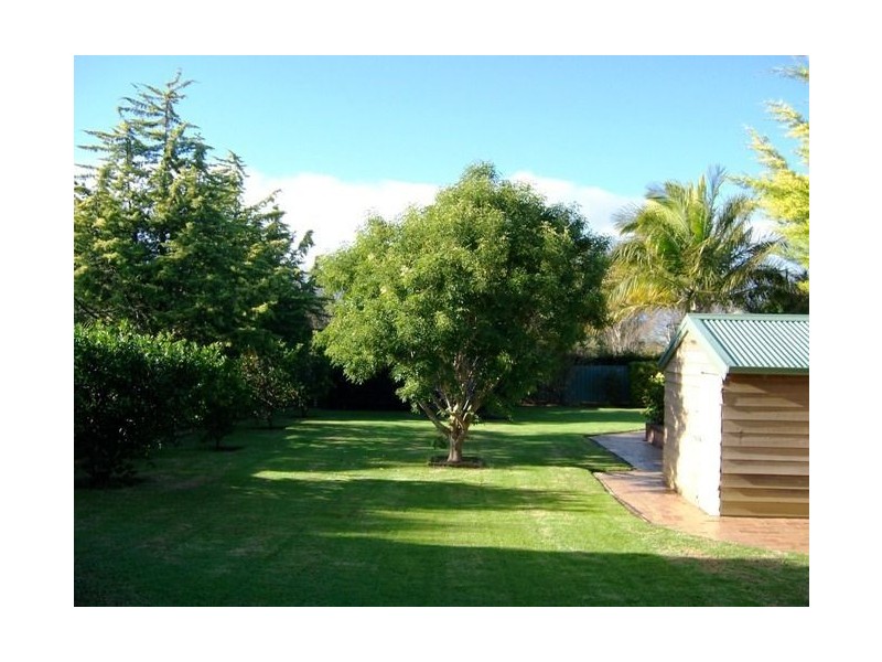 10 Rouse Ave, Cambewarra NSW 2540