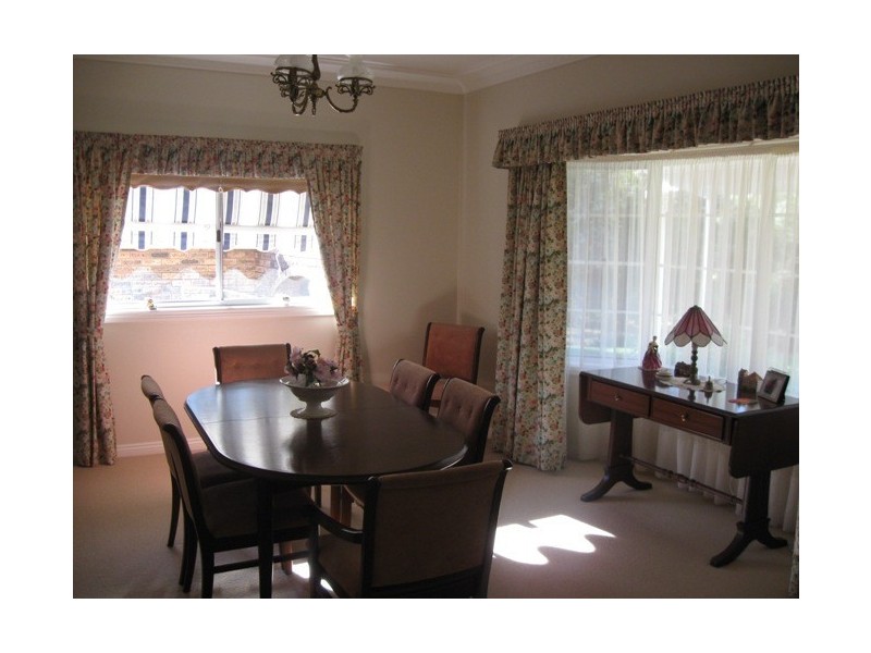 1 Kentia Cres, Berry NSW 2535