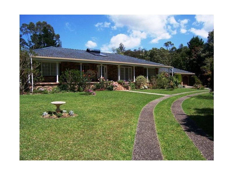 1 Kentia Cres, Berry NSW 2535