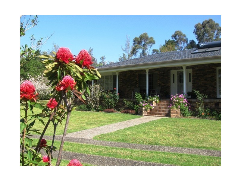 1 Kentia Cres, Berry NSW 2535