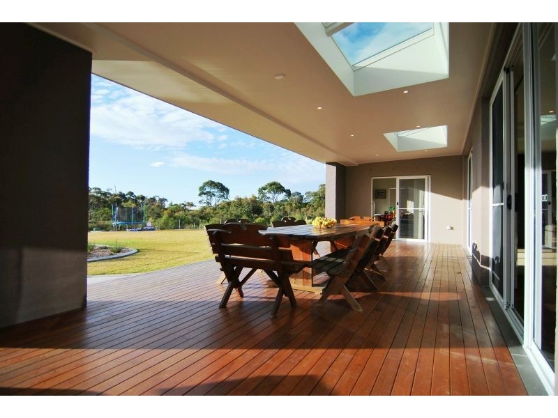 2  1413 Naval College Road, Vincentia NSW 2540