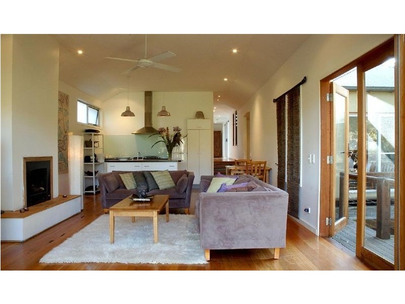 11 Cullen Cres, Kangaroo Valley NSW 2577