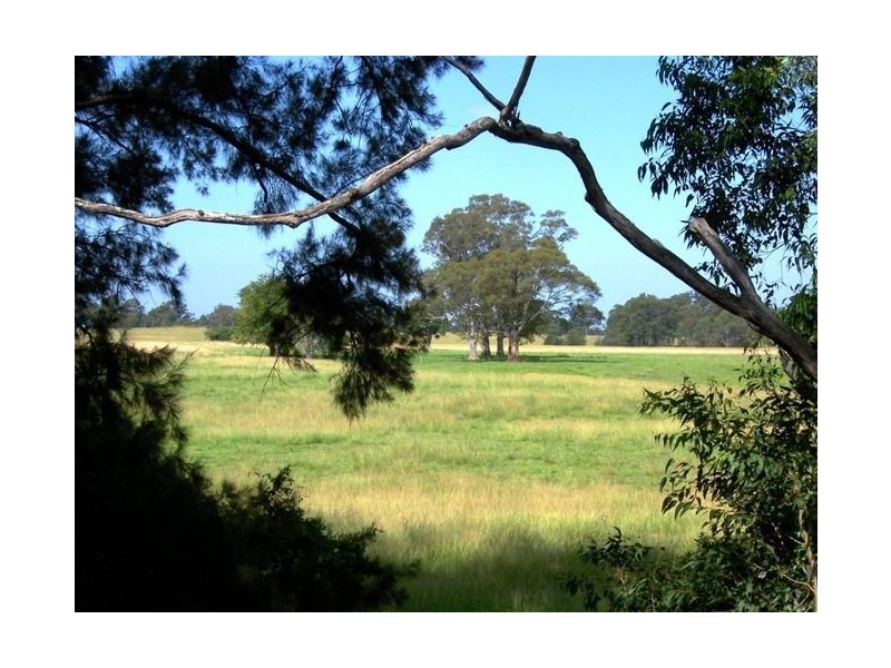 8 Evison Close, Cambewarra NSW 2540