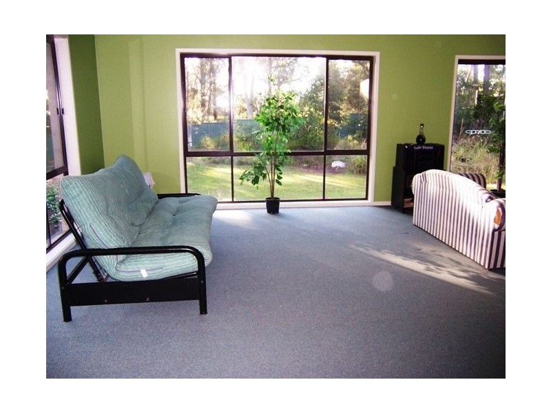 C90 Princes Highway, Bomaderry NSW 2541