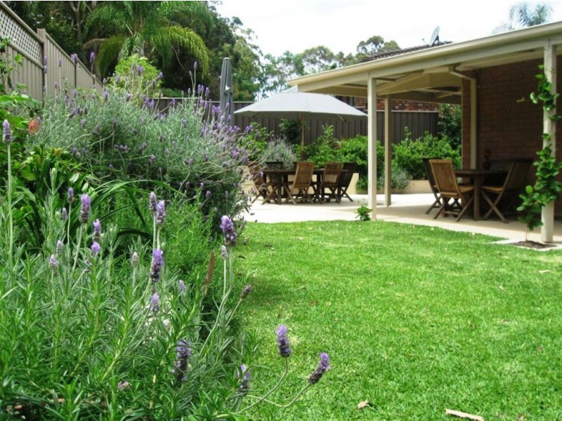 2 Windsor Drive, Berry NSW 2535