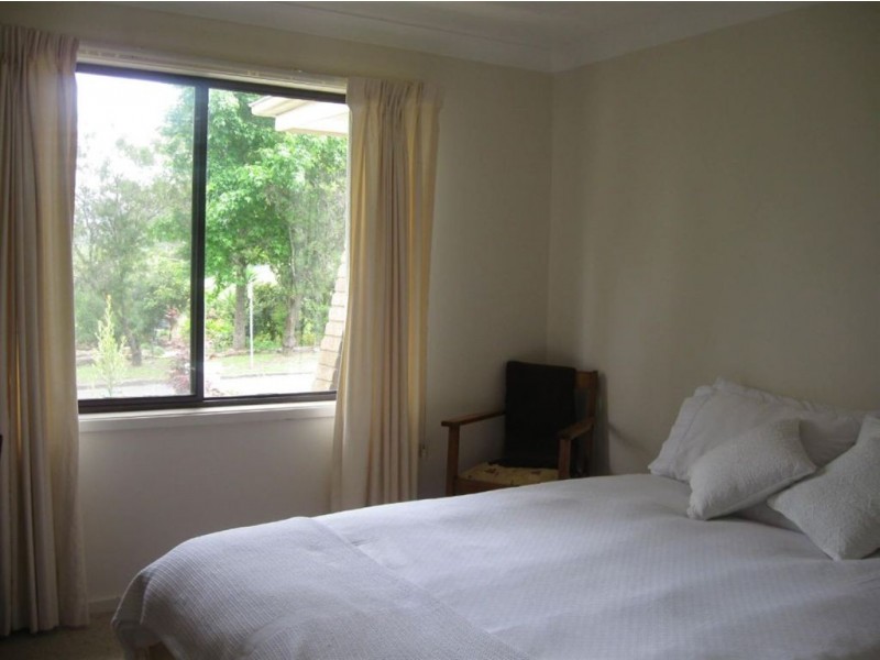 2 Windsor Drive, Berry NSW 2535