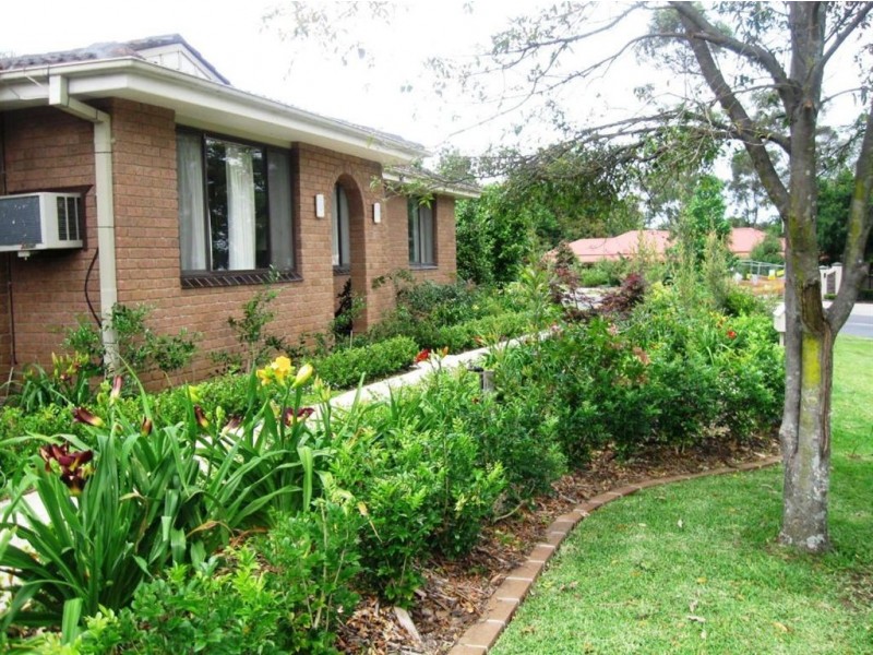 2 Windsor Drive, Berry NSW 2535