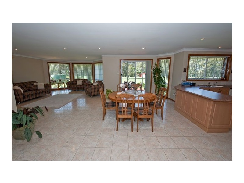 89 Wyanga Cres, Worrigee NSW 2540