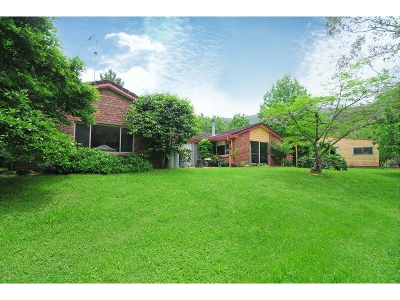 17 Bassett Road, Kangaroo Valley NSW 2577
