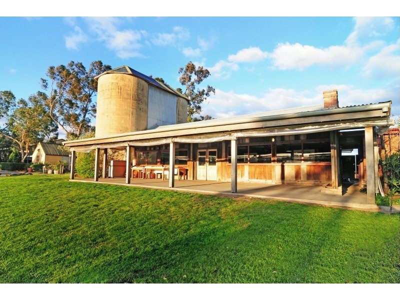 B 640 Princes Highway, Jaspers Brush NSW 2535