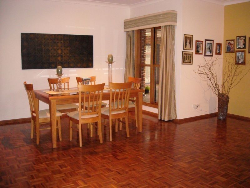 8 Lincorn Drive, Bangalee NSW 2541