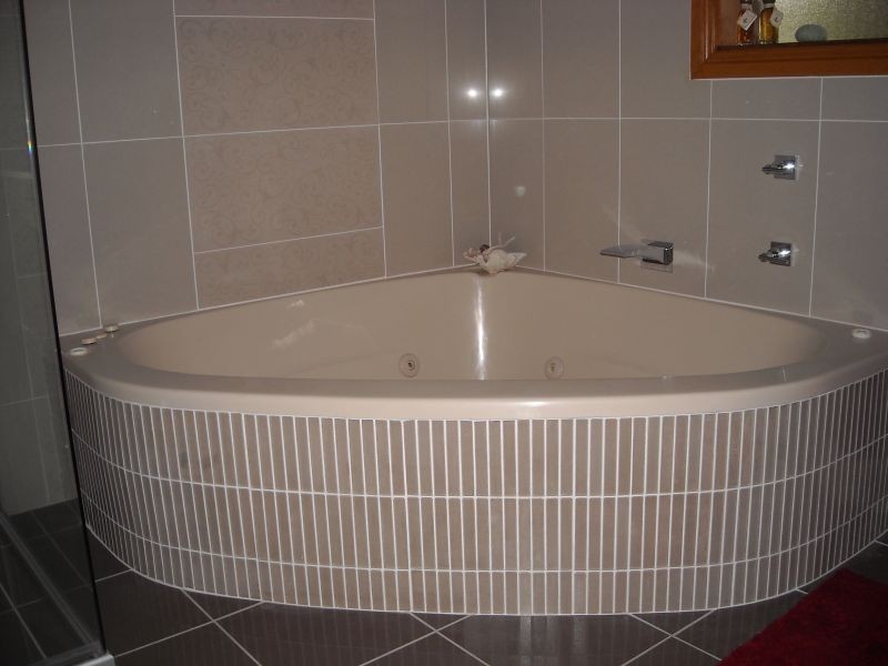 8 Lincorn Drive, Bangalee NSW 2541