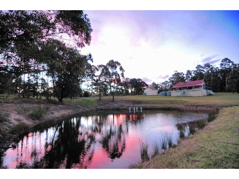 290 Hames Road, Falls Creek NSW 2540