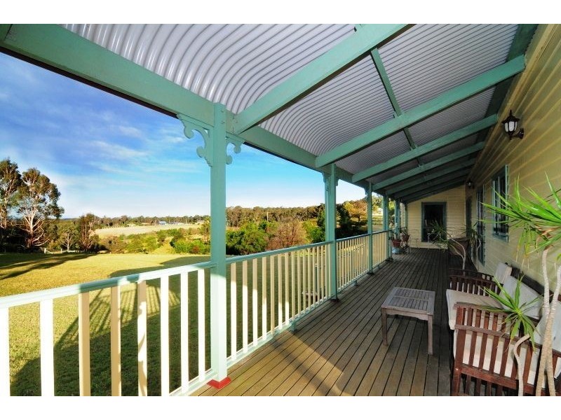 290 Hames Road, Falls Creek NSW 2540