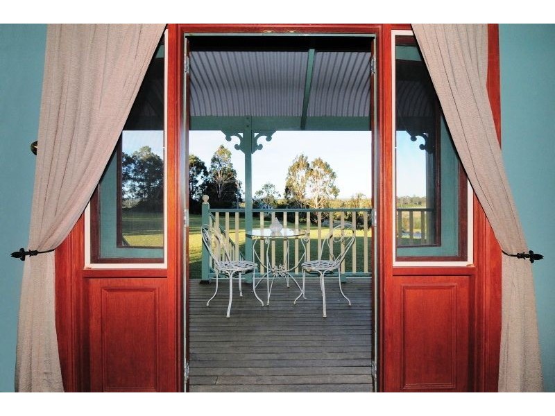 290 Hames Road, Falls Creek NSW 2540