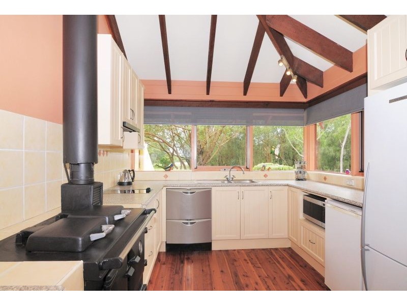 1588 Comerong Island Road, Nowra NSW 2541