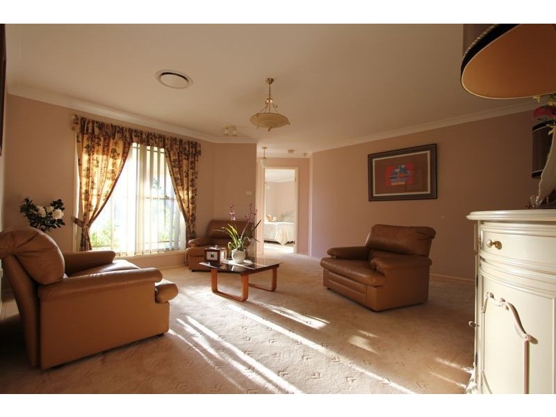 12 Golden Hill Ave, Shoalhaven Heads NSW 2535