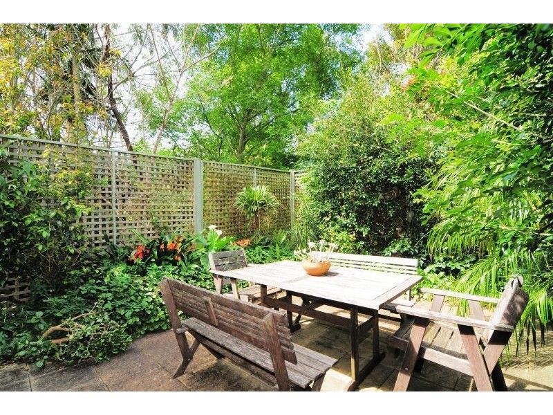 7 Kentia Cres, Berry NSW 2535