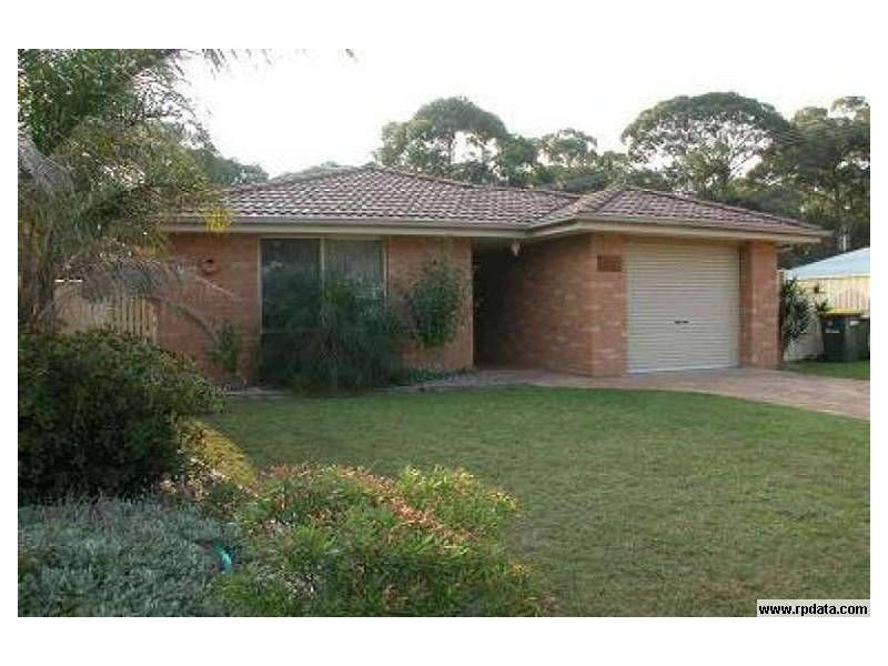 40 Scott Street, Shoalhaven Heads NSW 2535