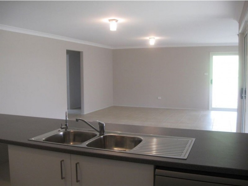 16 Huntingdale Park Road, Berry NSW 2535