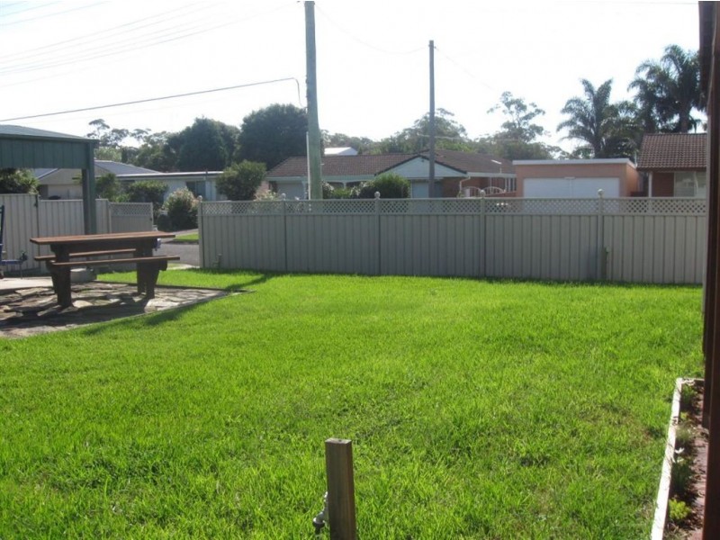 2/111 Scott Street, Shoalhaven Heads NSW 2535