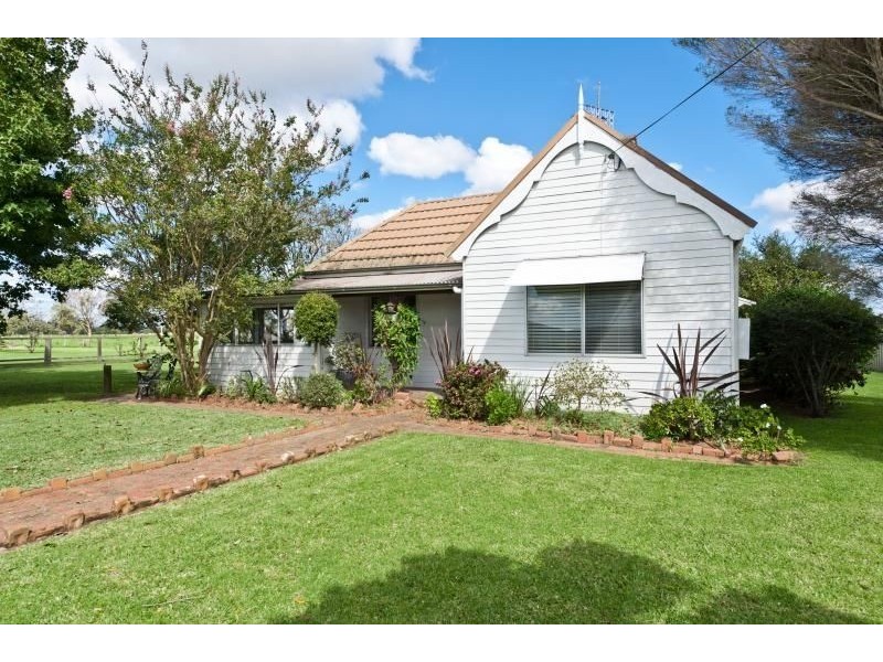 584 Greenwell Point Road, Pyree NSW 2540