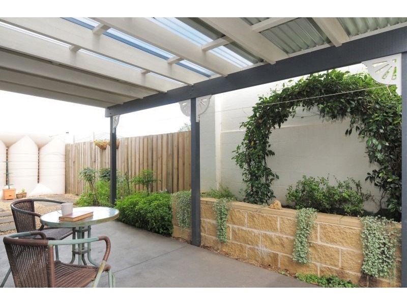 2/9 Host Place, Berry NSW 2535