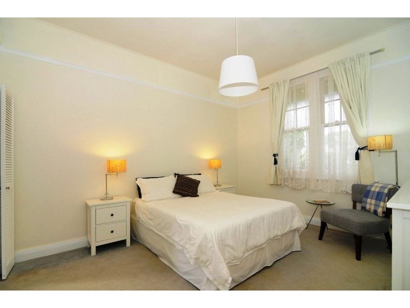 11 Kangaroo Valley Road, Berry NSW 2535