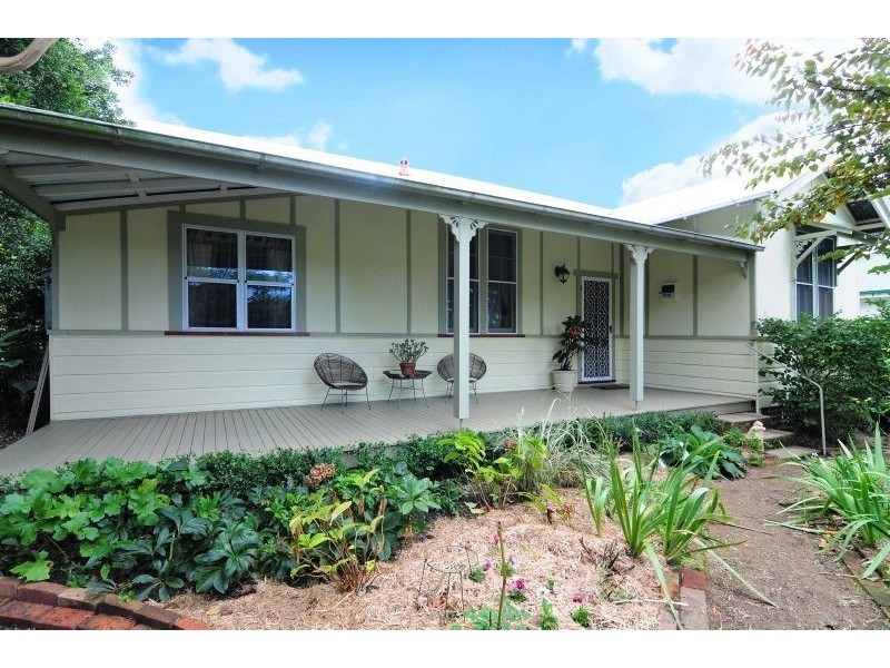 11 Kangaroo Valley Road, Berry NSW 2535