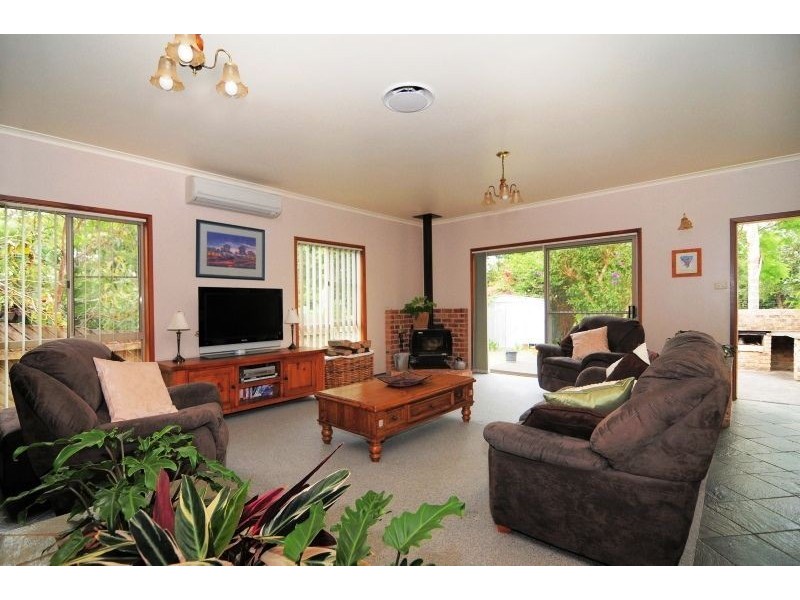 12 Gwenda Avenue, Berry NSW 2535