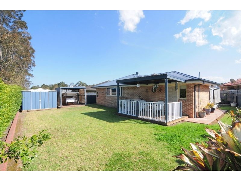 9 Jade Place, Meroo Meadow NSW 2540