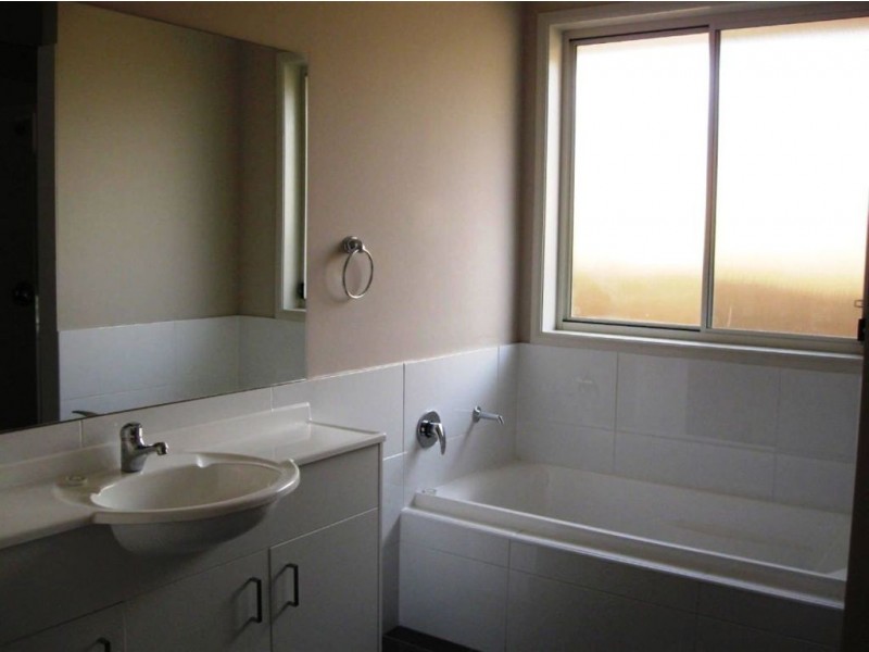 16 Huntingdale Park Road, Berry NSW 2535