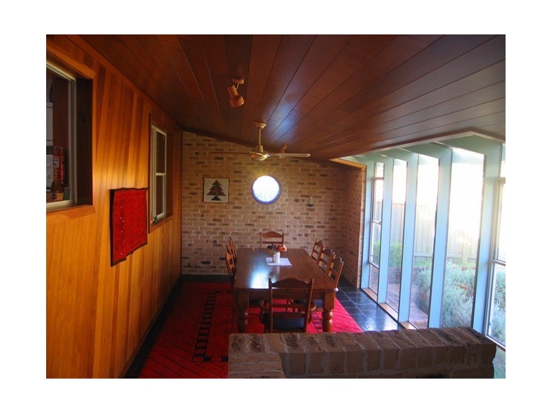 14 Windsor Dr, Berry NSW 2535