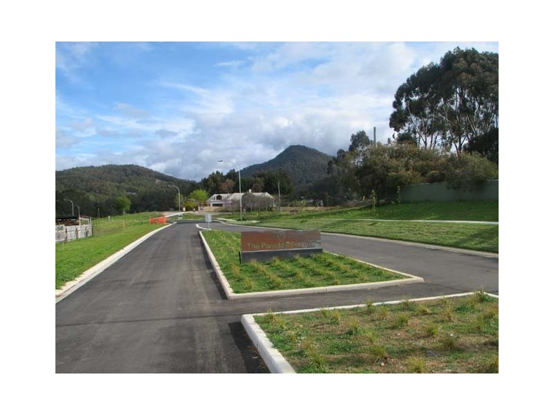 118 South Road, Penguin TAS 7316