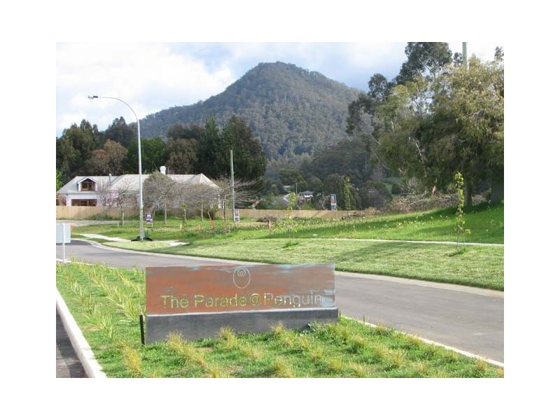 118 South Road, Penguin TAS 7316