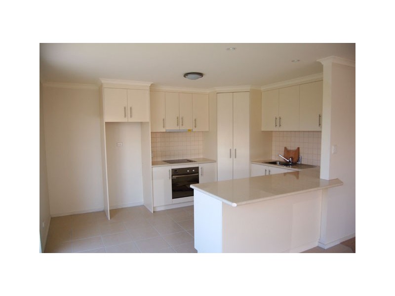 2/62 Haven Drive, Shearwater TAS 7307