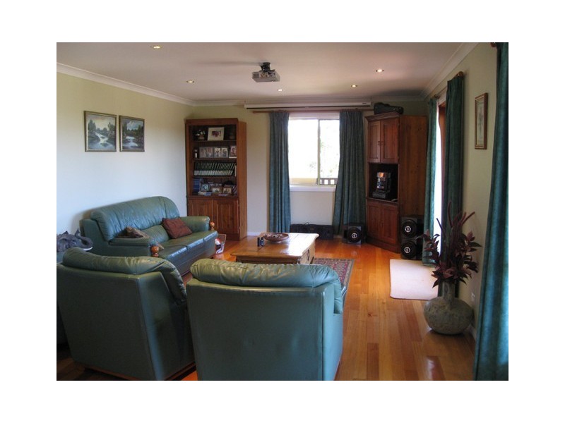 16 Highfield Road, Ambleside TAS 7310