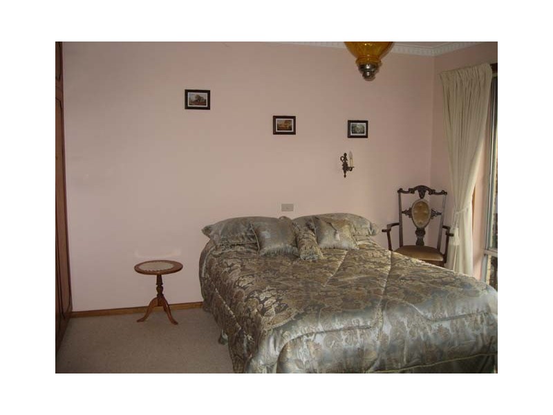 6 Cromwell Crescent, Devonport TAS 7310