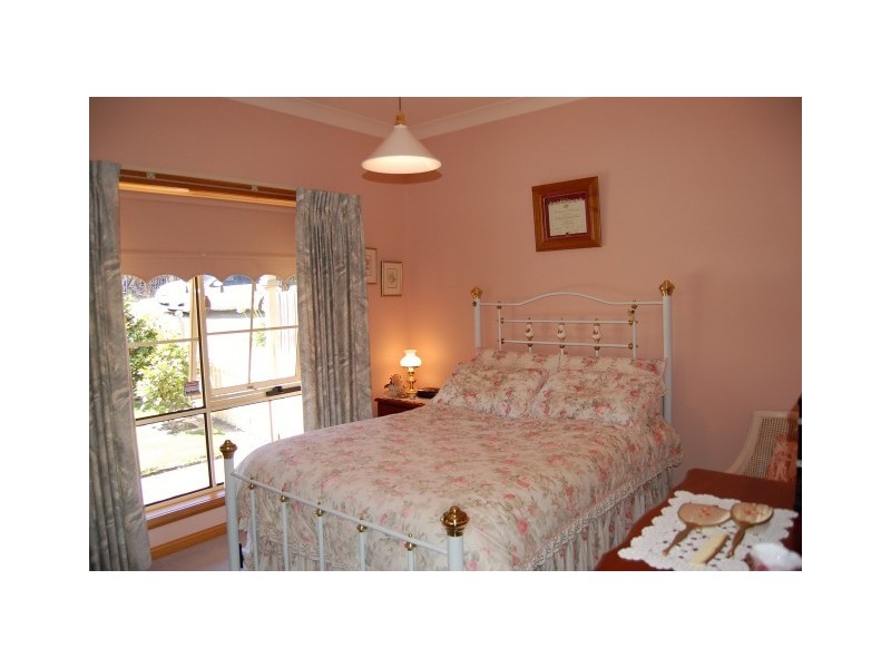 19 Dumbleton Street, Hawley Beach TAS 7307