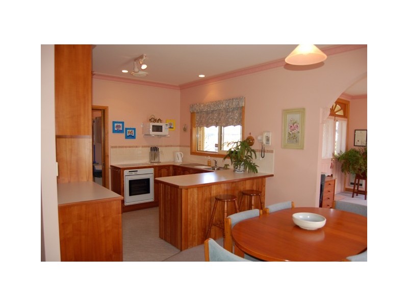 19 Dumbleton Street, Hawley Beach TAS 7307