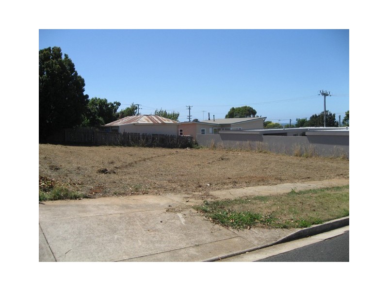 19 Haines Place, Devonport TAS 7310