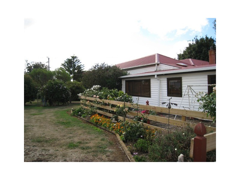 479 West Pine Road, Penguin TAS 7316